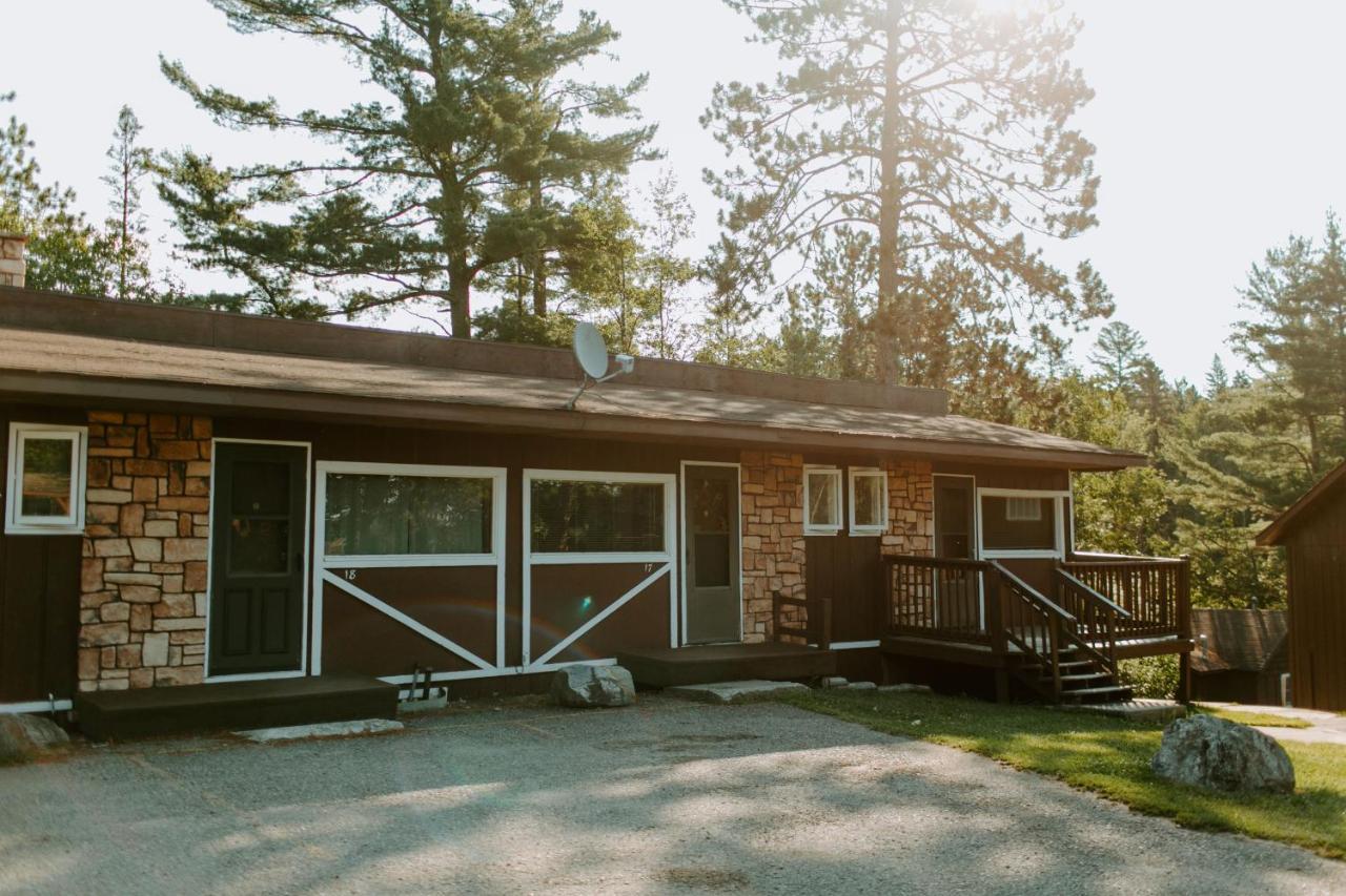 Silver Rapids Lodge & Campground Ely Esterno foto