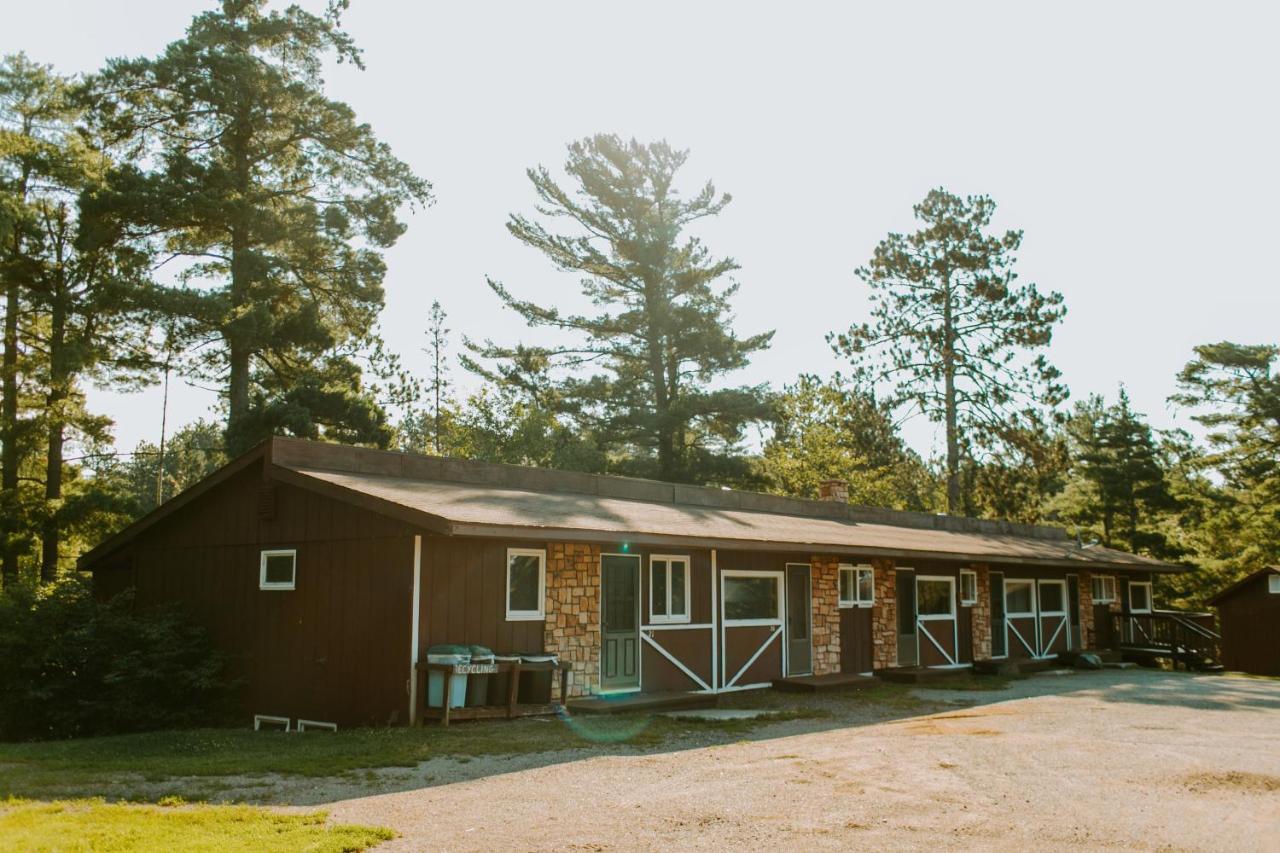 Silver Rapids Lodge & Campground Ely Esterno foto
