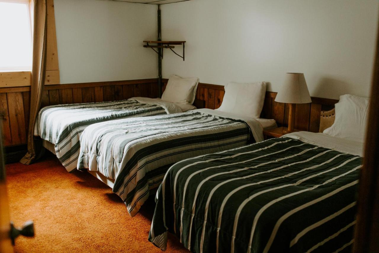 Silver Rapids Lodge & Campground Ely Esterno foto