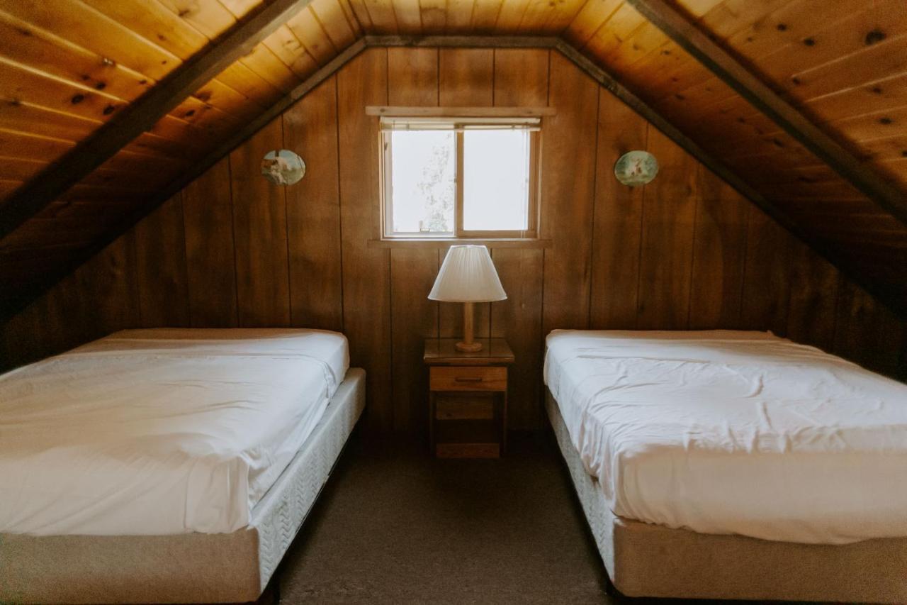 Silver Rapids Lodge & Campground Ely Esterno foto