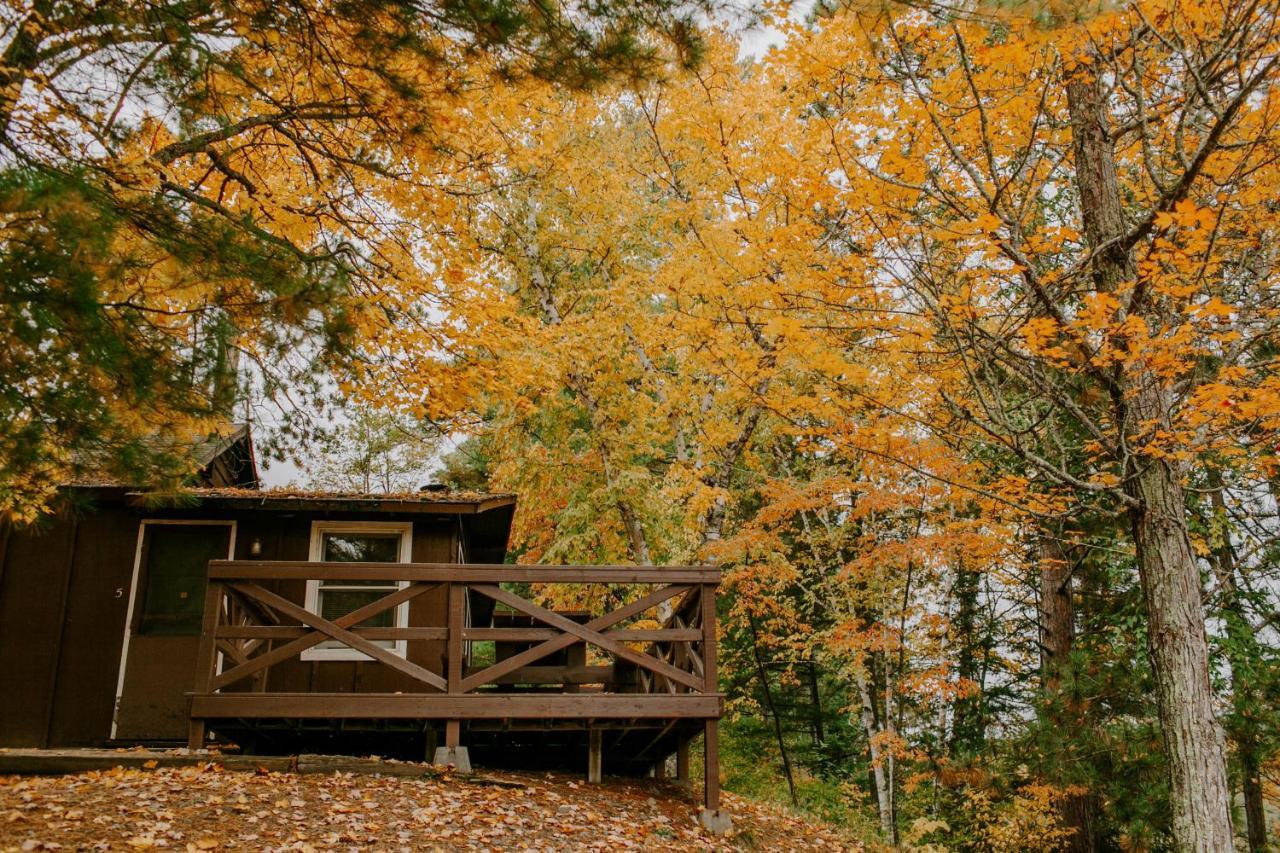 Silver Rapids Lodge & Campground Ely Esterno foto